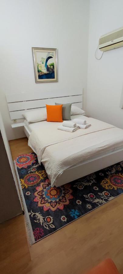 Villa Monera Apartments & Rooms & Free Garage Mostar Exterior photo