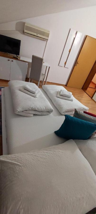 Villa Monera Apartments & Rooms & Free Garage Mostar Exterior photo