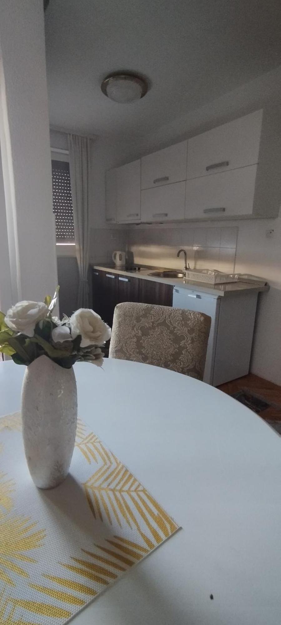 Villa Monera Apartments & Rooms & Free Garage Mostar Exterior photo